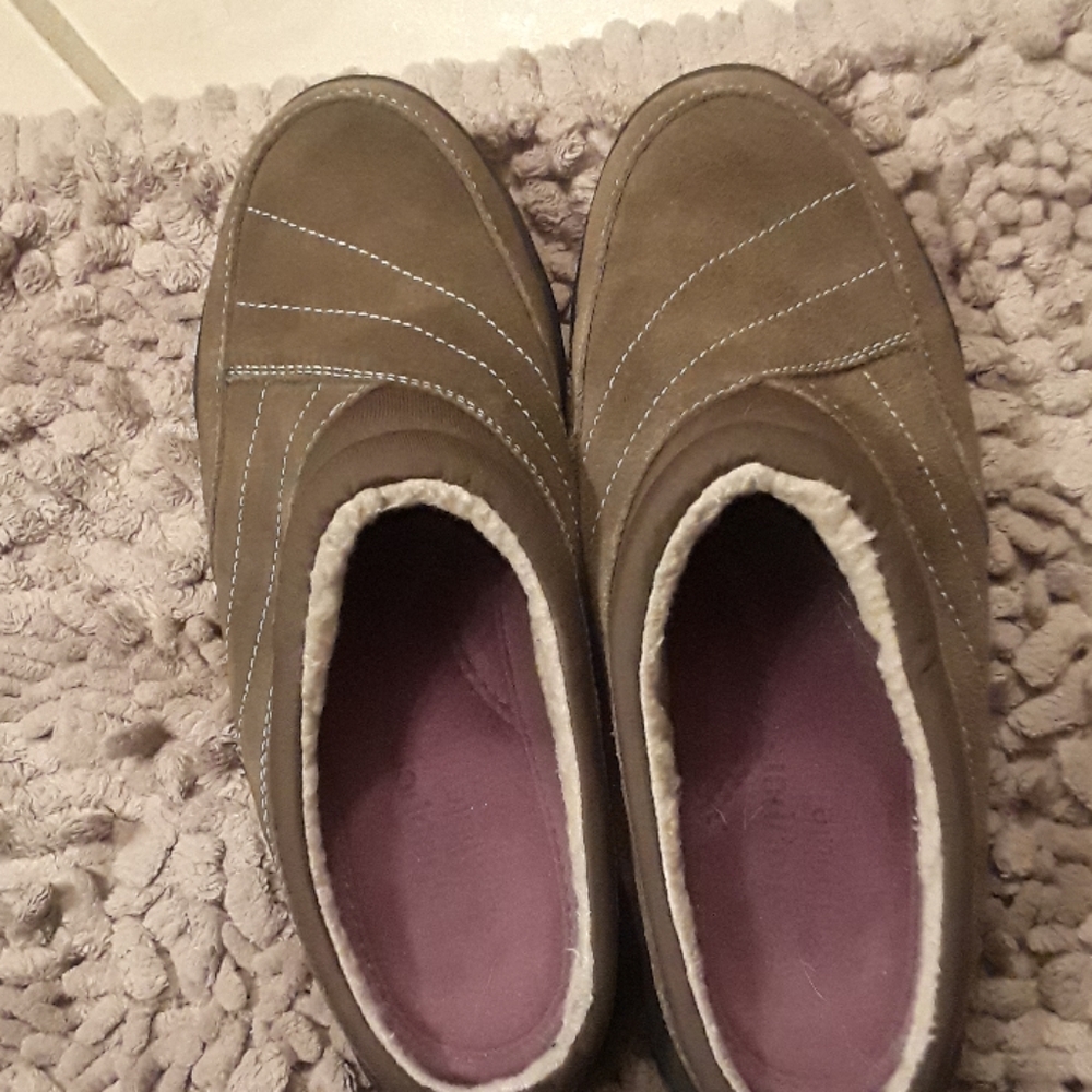 Shoes, avocado suede